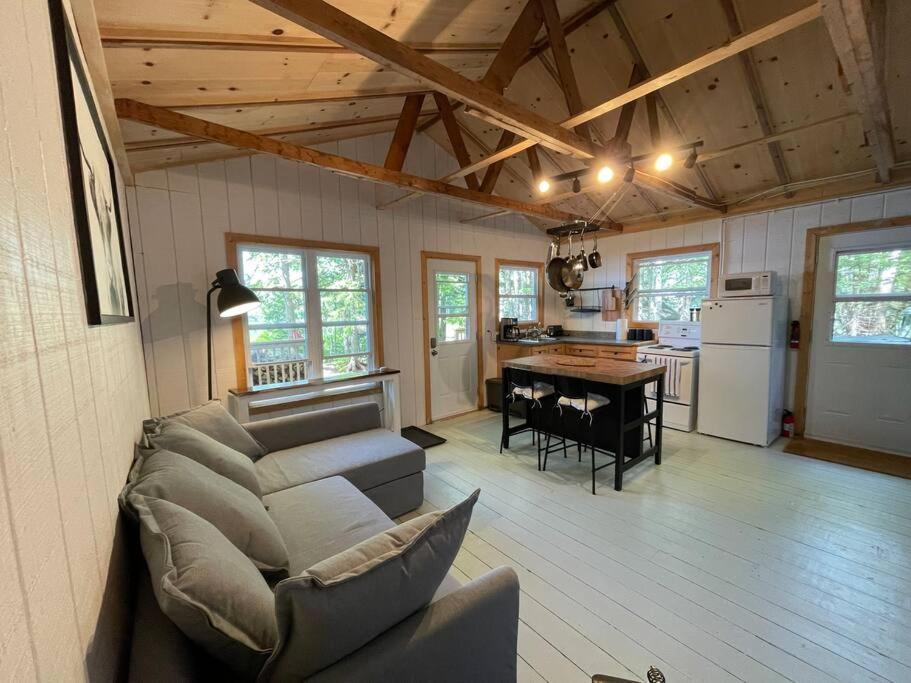 Leland'S Lakehouse Wolfville Exterior foto