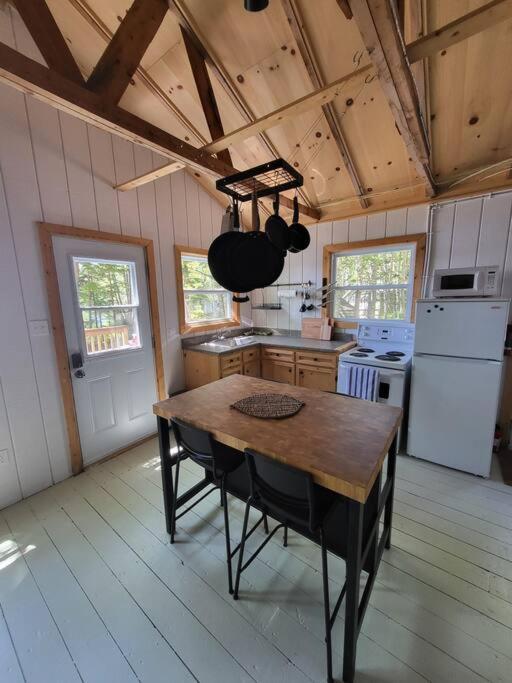 Leland'S Lakehouse Wolfville Exterior foto